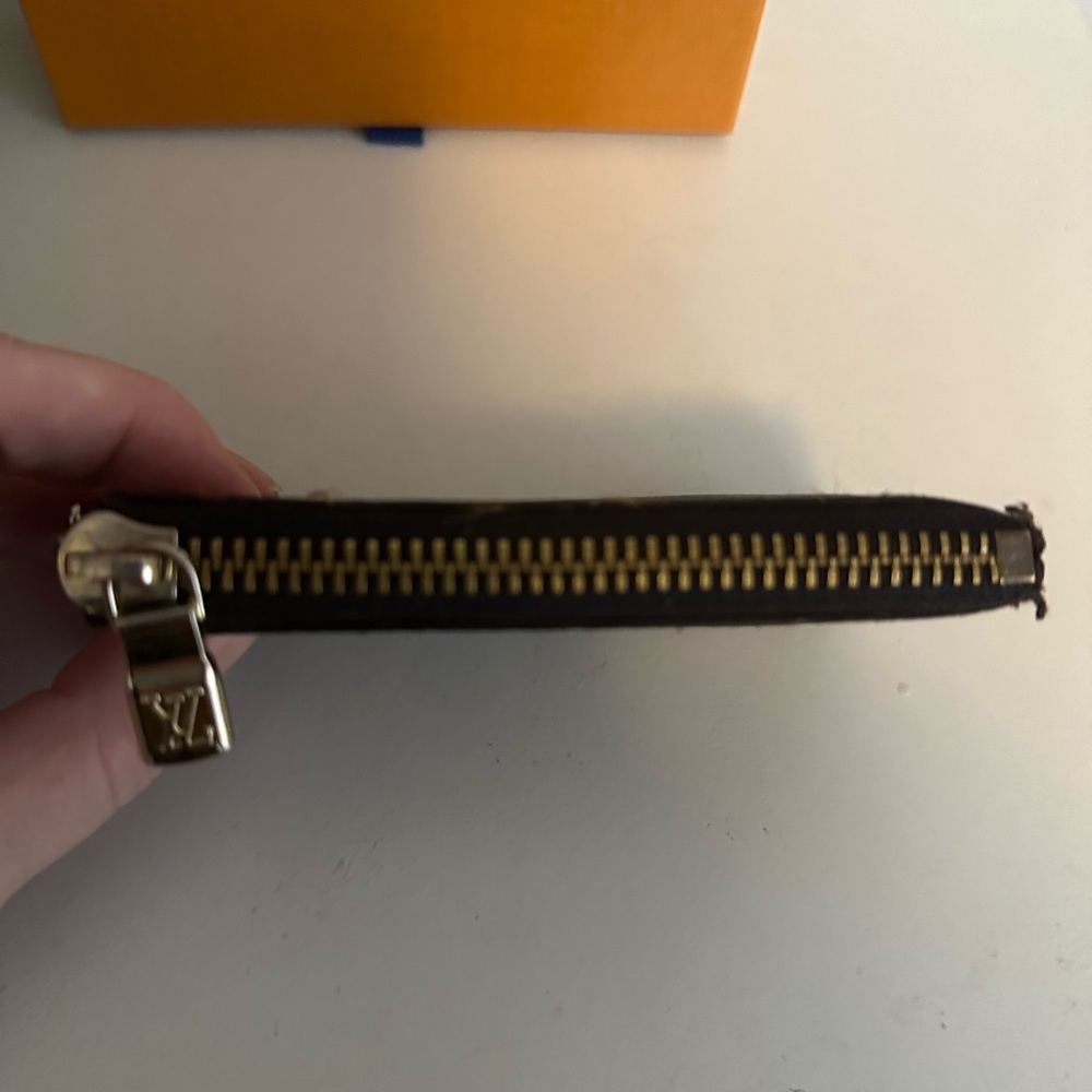 Louis Vuitton Monogram Key Pouch - Picture 3 of 3